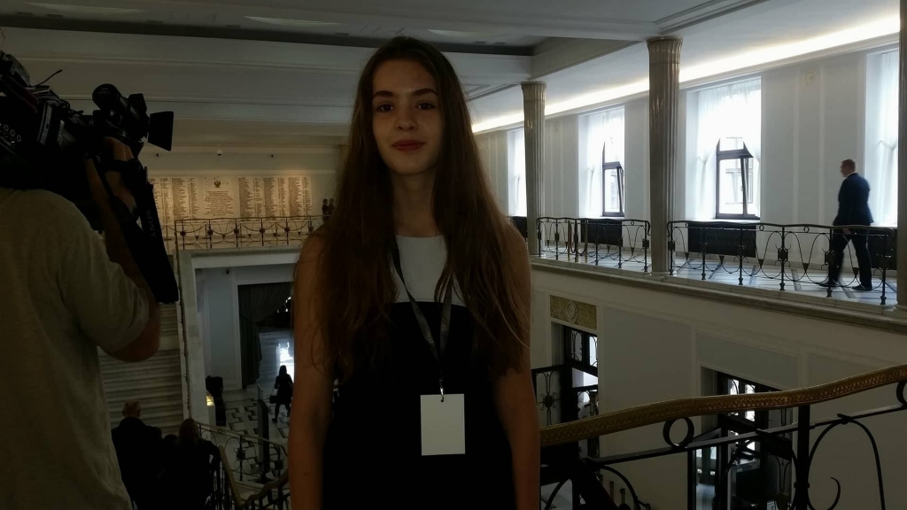 WIKTORIA HOúOWACZ - SU