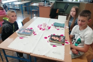 2019  06 01 Książka na talerzu