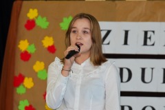 z9