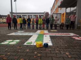2021 12 06 Wychodzą z cienia podwórkowe wspomnienia
