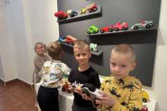 received_557871376832981