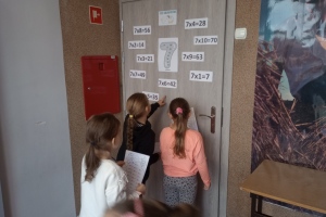 2024 11 15 Swiatowy Dzień Tabliczki Mnożenia w klasach 1-3